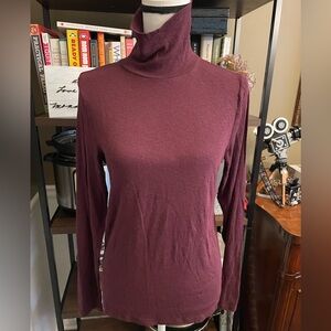 NWOT Aerie Real Soft Turtleneck